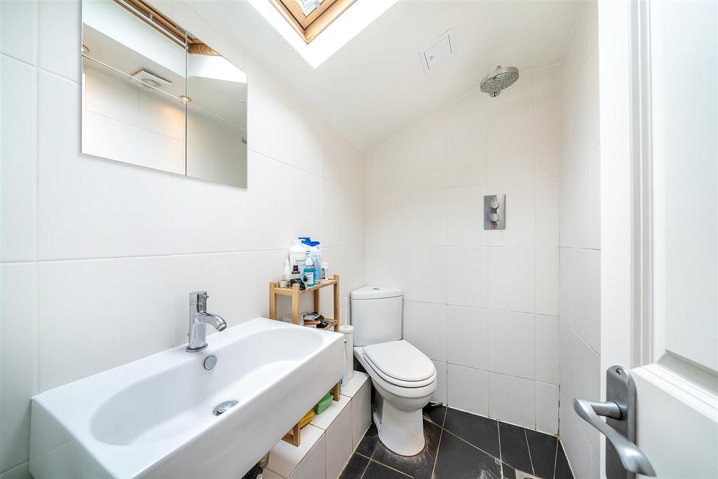 3, 49 Thornlaw Road-3.JPG