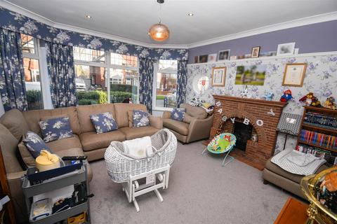 45 Elms Drive, Kirk Ella, Hull, HU10 7QH