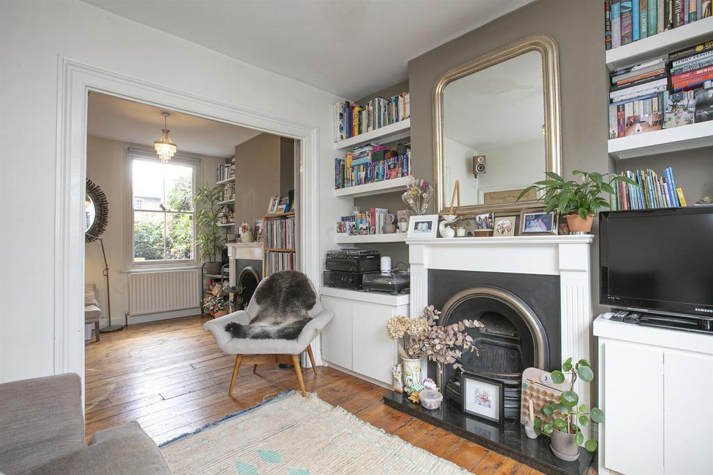 Elm Grove, Peckham, SE15 2 bed end of terrace house £900,000