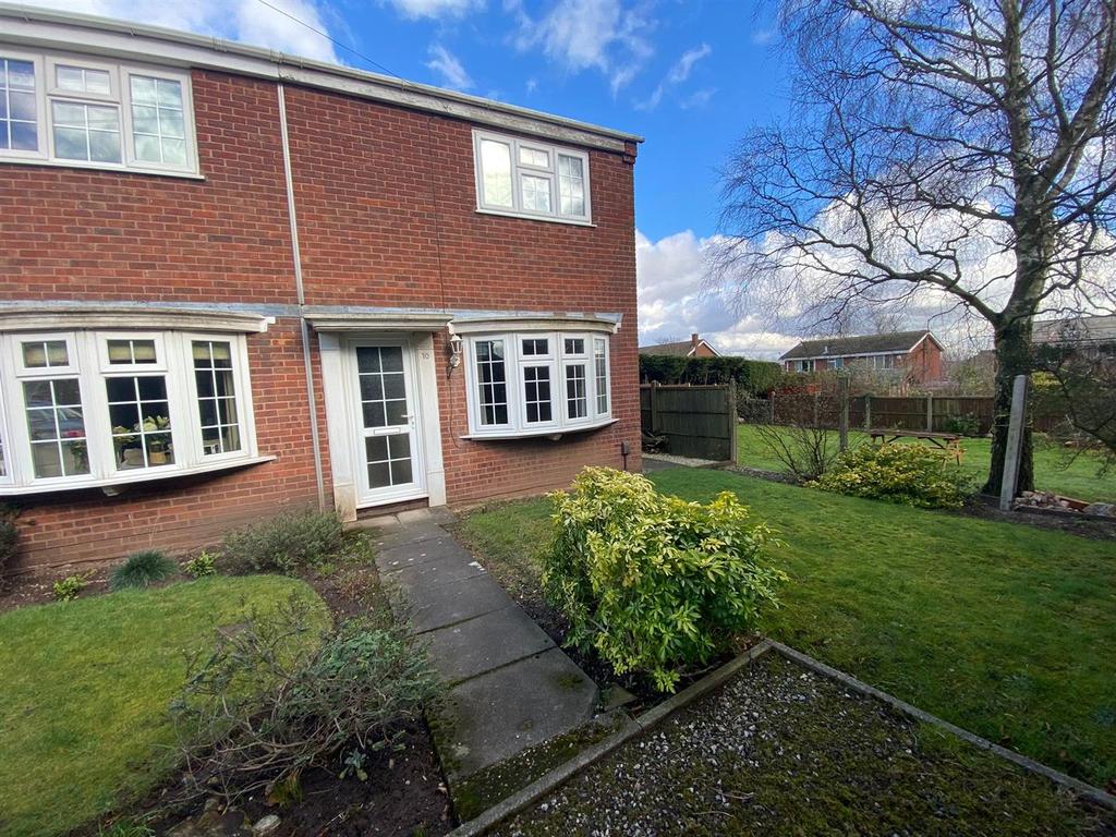 Chestnut Mews, Berry Hill, Mansfield 2 bed terraced house £700 pcm (£