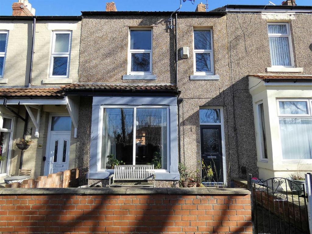 Percy Avenue, Cullercoats 2 bed terraced house £235,000