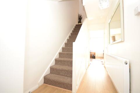 19 Grantham Road, Manor Park, London, E12 5LX