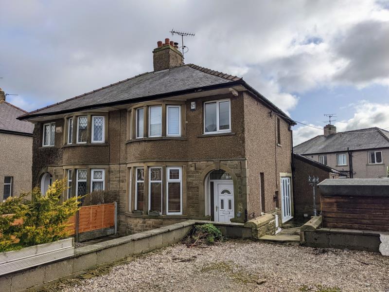 KENDAL ROAD, HELLIFIELD, SKIPTON... 3 bed semidetached house £950