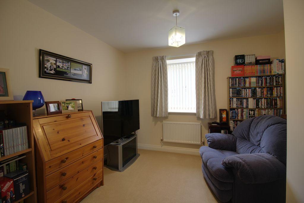 Bedroom 5 (Double)