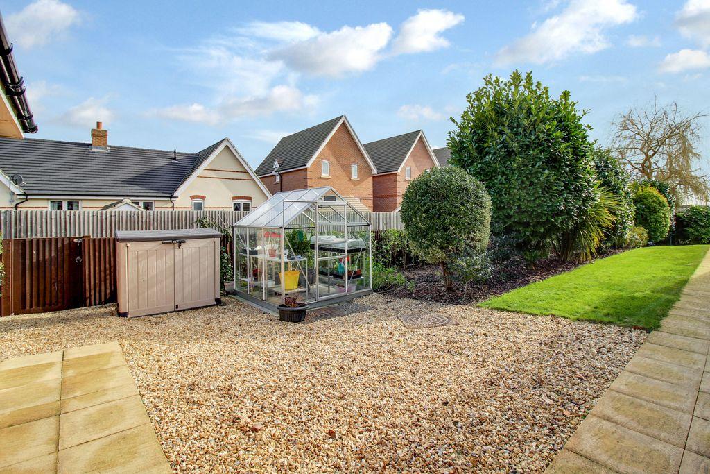 Garden at Side
