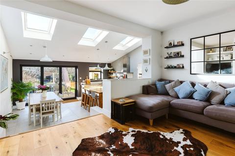 32 Braemar Avenue, Bristol, BS7 0TE