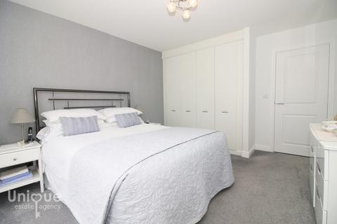 1 Cardinal Close, Fleetwood, FY7 6HA