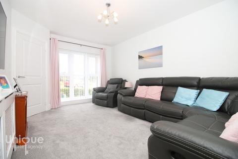 1 Cardinal Close, Fleetwood, FY7 6HA