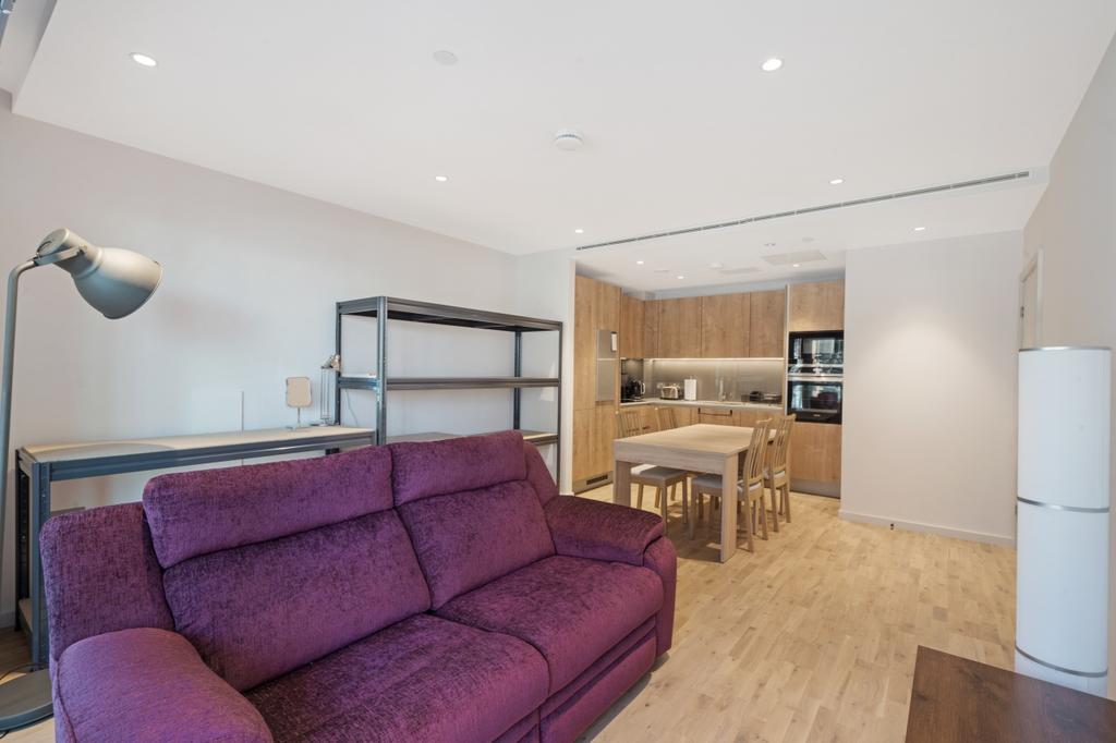 Onyx Apartments, King's Cross, London... 1 bed apartment £2,167 pcm