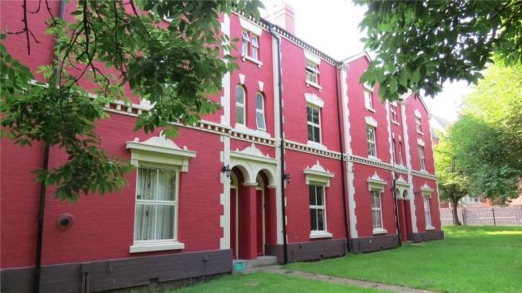 Penn Road, Wolverhampton 1 bed ground floor flat £500 pcm (£115 pw)