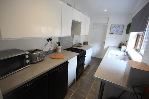 33 Thomas Street, Packmoor, Stoke-on-trent, ST7 4SS