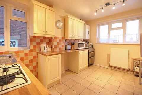41 Deepdale Lane, Lower Gornal, Dudley, DY3 2AQ