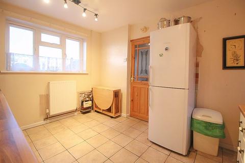41 Deepdale Lane, Lower Gornal, Dudley, DY3 2AQ