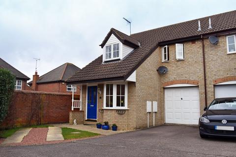 17 Clark Crescent, Towcester, NN12 7AG
