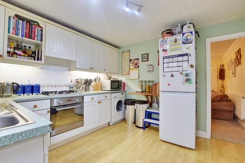 17 Clark Crescent, Towcester, NN12 7AG