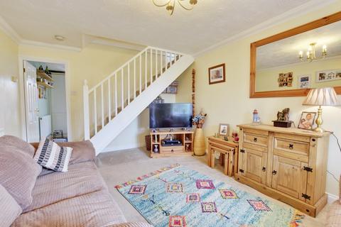 17 Clark Crescent, Towcester, NN12 7AG