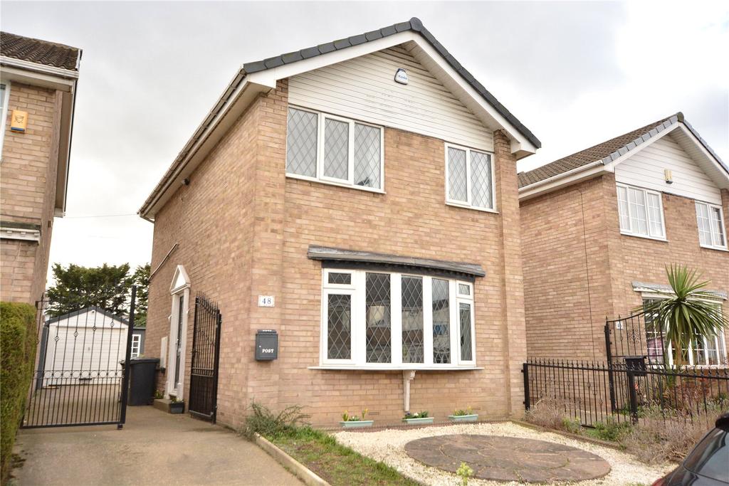 Stone Brig Lane, Rothwell, Leeds 3 bed detached house £299,995