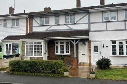 3 bedroom terraced house to rent, Matlock Close, Walsall WS3