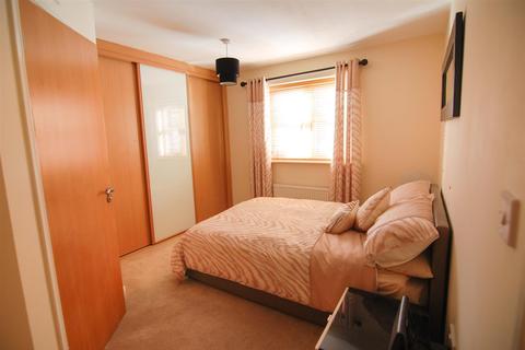 18 Mayflower Way, Wombwell, Barnsley, S73 0AJ
