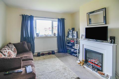 1 Grasmere Crescent, Staincross, Barnsley, S75 5BE