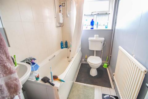 1 Grasmere Crescent, Staincross, Barnsley, S75 5BE