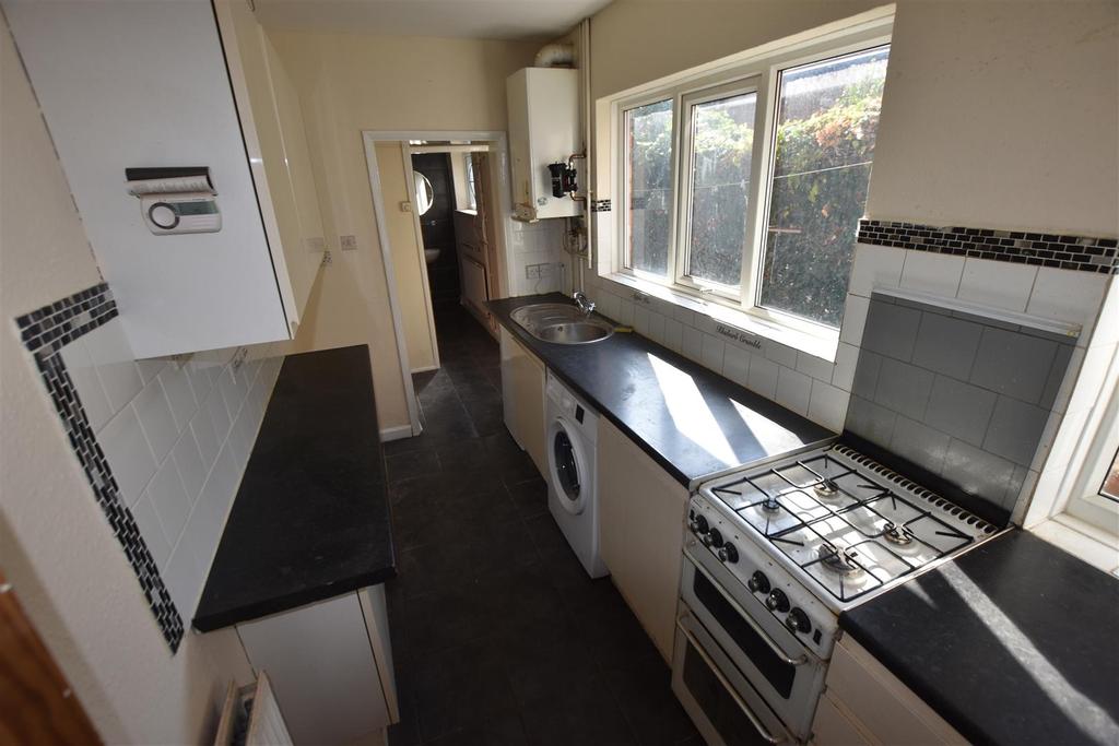 Raymond Road, Leicester 3 bed terraced house £825 pcm (£190 pw)