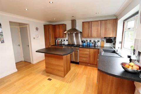 6 Andrews Close, Soulbury, Leighton Buzzard, LU7 0DQ