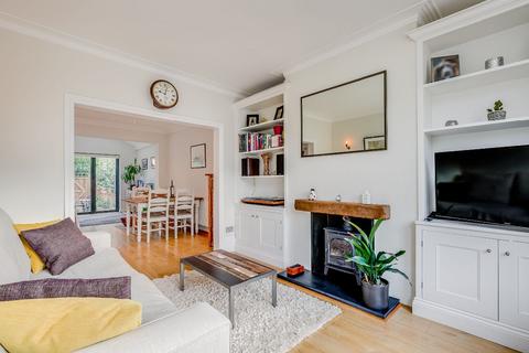 14 Ailsa Avenue, Twickenham, TW1 1NG
