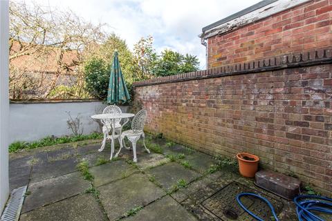 2 bedroom end of terrace house for sale - Mill Lane, Great Dunmow, Essex, CM6