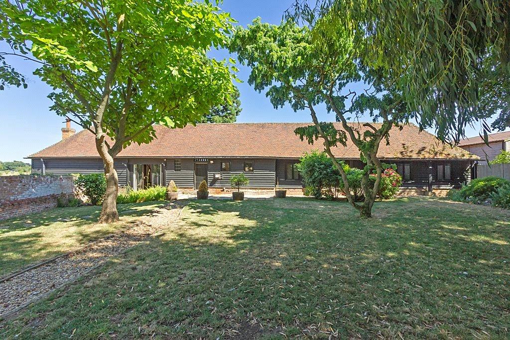Bargains Hill Farm, Pitstock Road, Rodmersham, Sittingbourne, ME9 4 bed