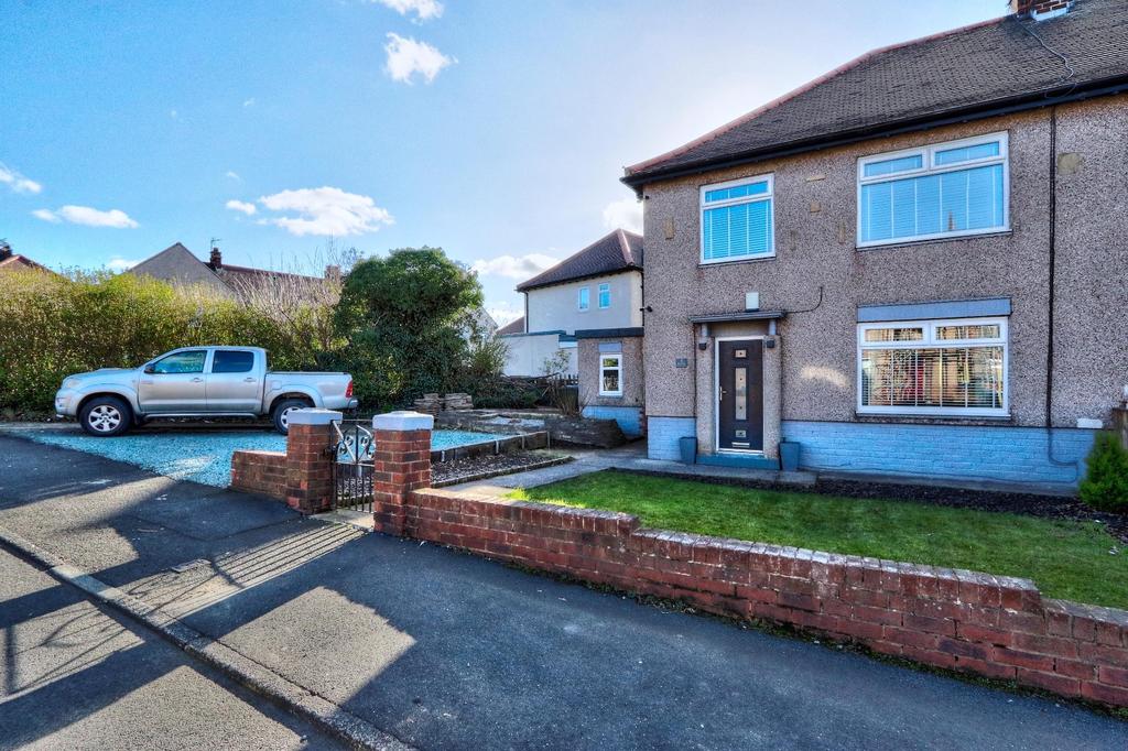Barnaby Crescent, Eston, TS6 3 bed semidetached house £130,000