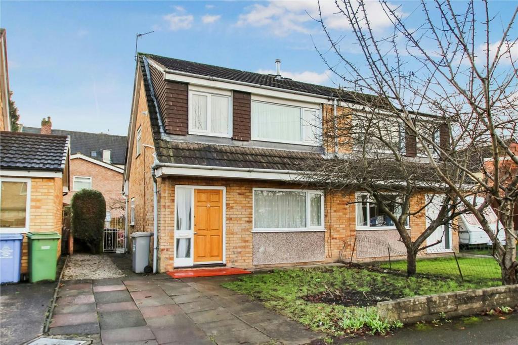 Daresbury Avenue, Altrincham 3 bed semidetached house £1,200 pcm (£