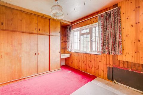 23, Tudor Court Castle Way, Feltham, TW13 7QQ