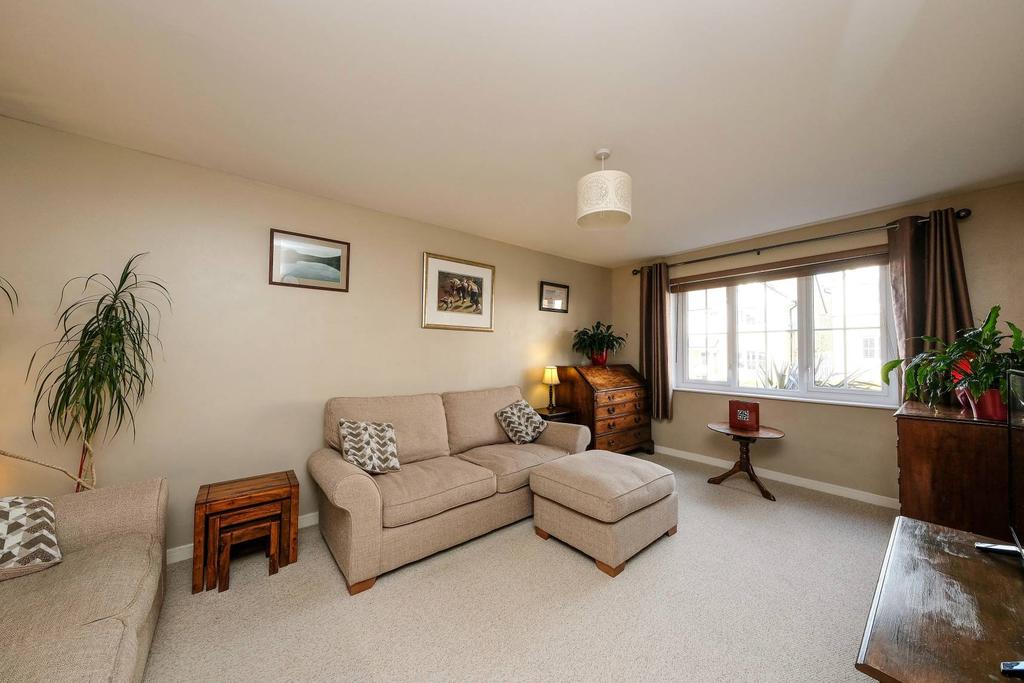 104 Easter Langside Drive, DALKEITH... 4 bed detached house £320,000