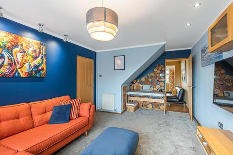 1 Haston Close, Hereford, HR4 0RX