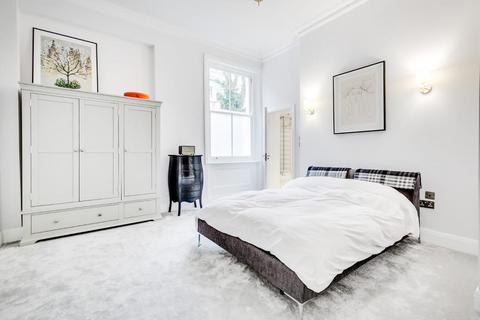 3 bedroom apartment to rent, Broadlands Road, Highgate, N6