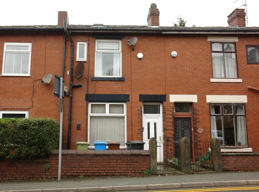 Grains Road, Shaw, Oldham 3 bed terraced house £130,000