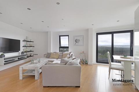 2 bedroom apartment for sale, The Broadway, Loughton, IG10