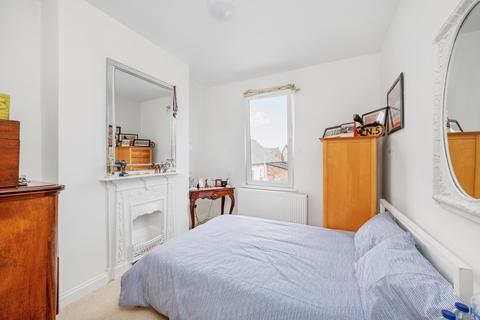 1 Highview Road, London, W13 0HA