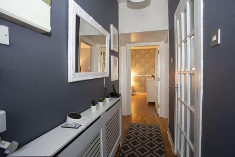 54 Pilton Park, Edinburgh, EH5 2JB