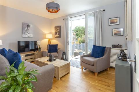 54 Pilton Park, Edinburgh, EH5 2JB