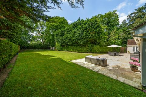 Laurel House Oak End Way, Woodham, Addlestone, KT15 3DT