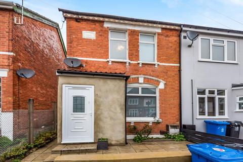 8 Clare Road, Maidenhead, SL6 4DG