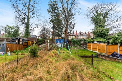 8 Clare Road, Maidenhead, SL6 4DG