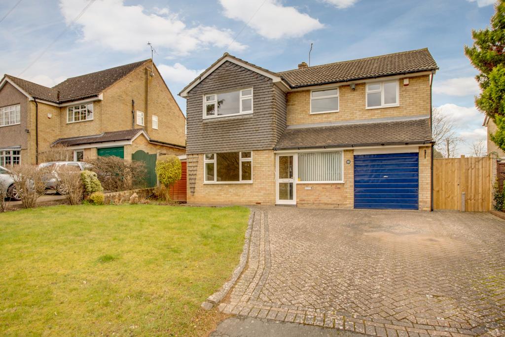 Wattleton Road, Beaconsfield 4 bed detached house £965,000