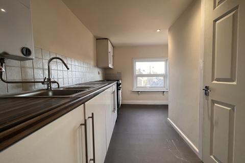 1 bedroom flat to rent, 42 High Street, Cambridgeshire, PE16