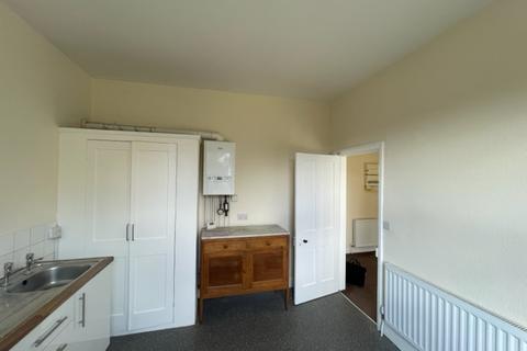 2 bedroom apartment to rent - The Avenue