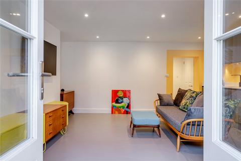 2 bedroom flat to rent, Lonsdale Square, Islington, London