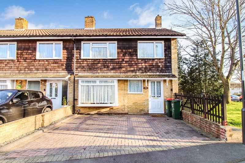 Tilgate Way, Crawley, West Sussex.... 3 bed end of terrace house £395,000