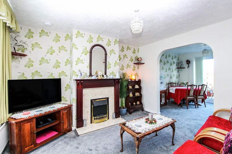 Tilgate Way, Crawley, West Sussex.... 3 bed end of terrace house £395,000